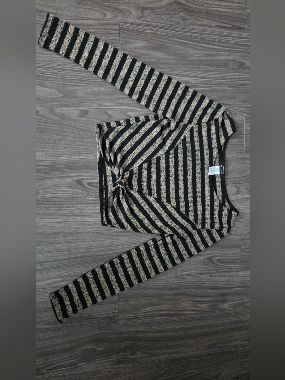 BLVD Black and Cream Striped Knot-Front Women's Top - S